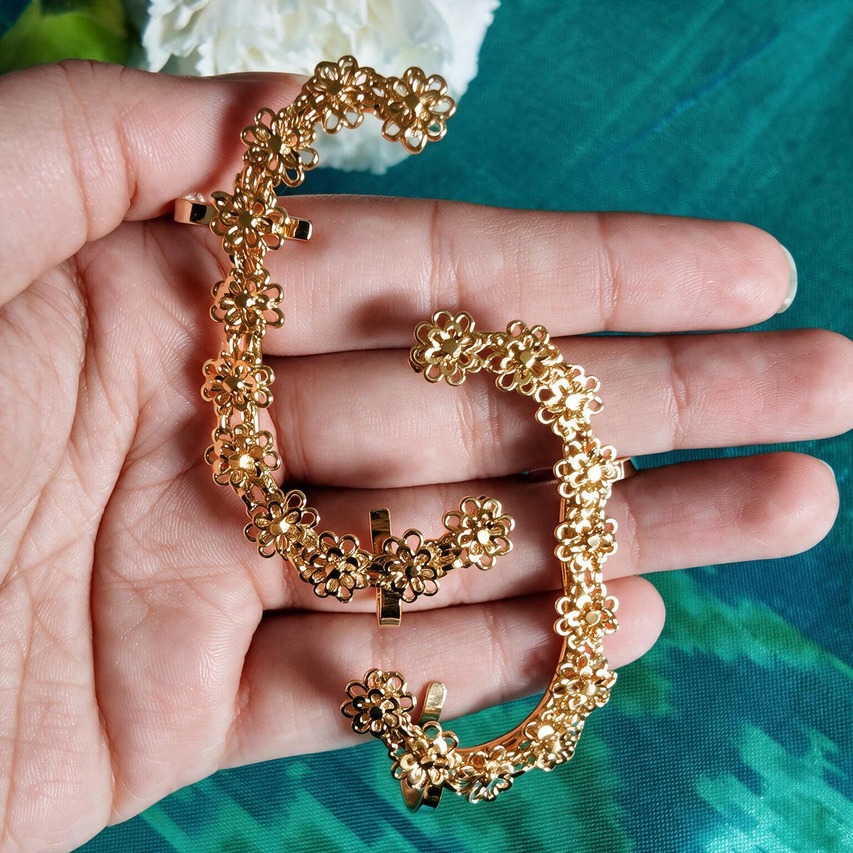 Phool Creeper Ear Cuffs - Gold