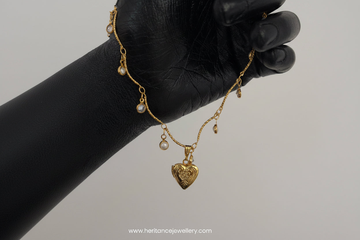 Golden Heartstrings Necklace