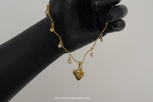 Golden Heartstrings Necklace