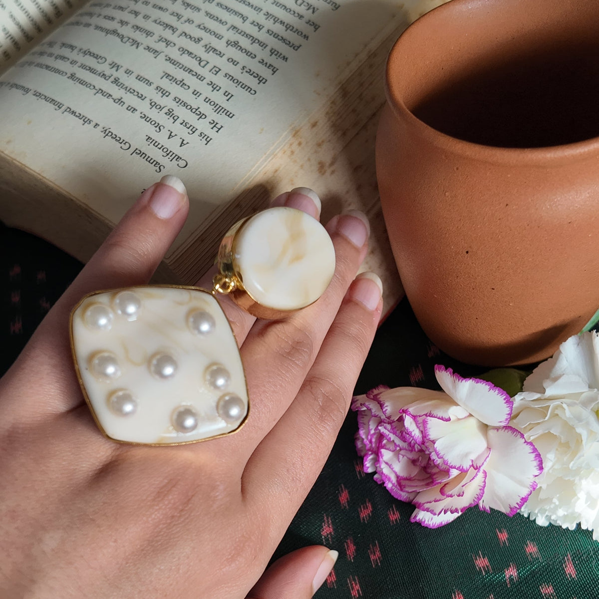 Marble Orbit Ring