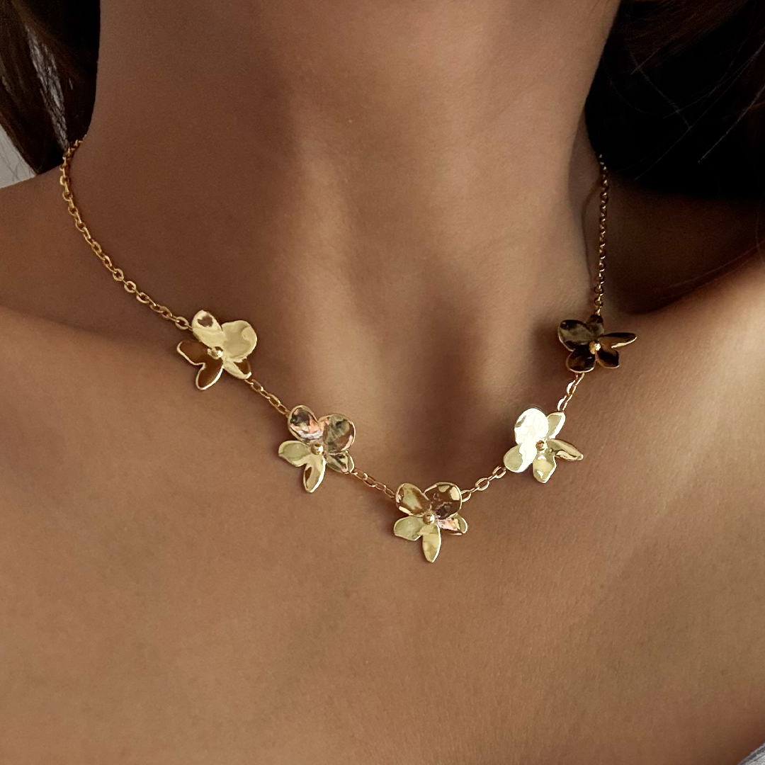 Frangipani Necklace
